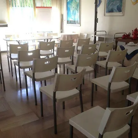 Moderne 2*